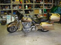 2003 Harley Road King 005.jpg