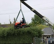 redneck hedge trim'n!!!!.jpg