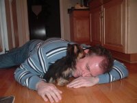 Lola kissing Ian.jpg