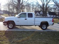 2005 Chevy 2500HD 004.jpg
